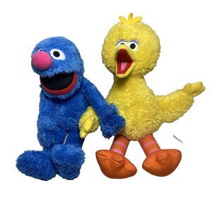 Kohls Cares Sesame Street Big Bird And Grover 14 In Plush Lot Stuffed Animal Set